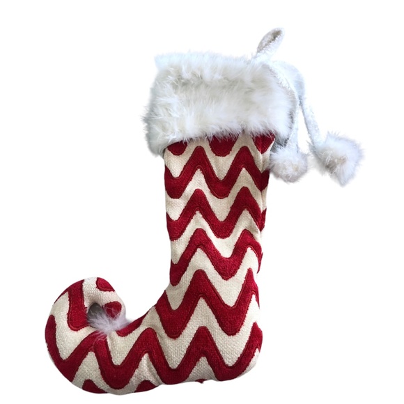 Bombay Kids Christmas Stocking Red and White with White Fur trim - Picture 3 of 5